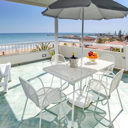 Archimede, Appartamento Con Vista In Centro A Marina Di Ragusa Luaran gambar