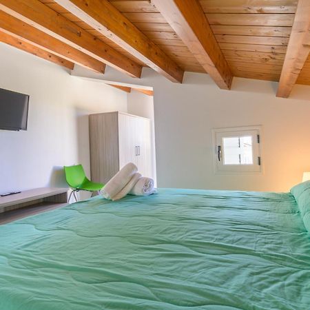 Archimede, Appartamento Con Vista In Centro A Marina Di Ragusa Luaran gambar