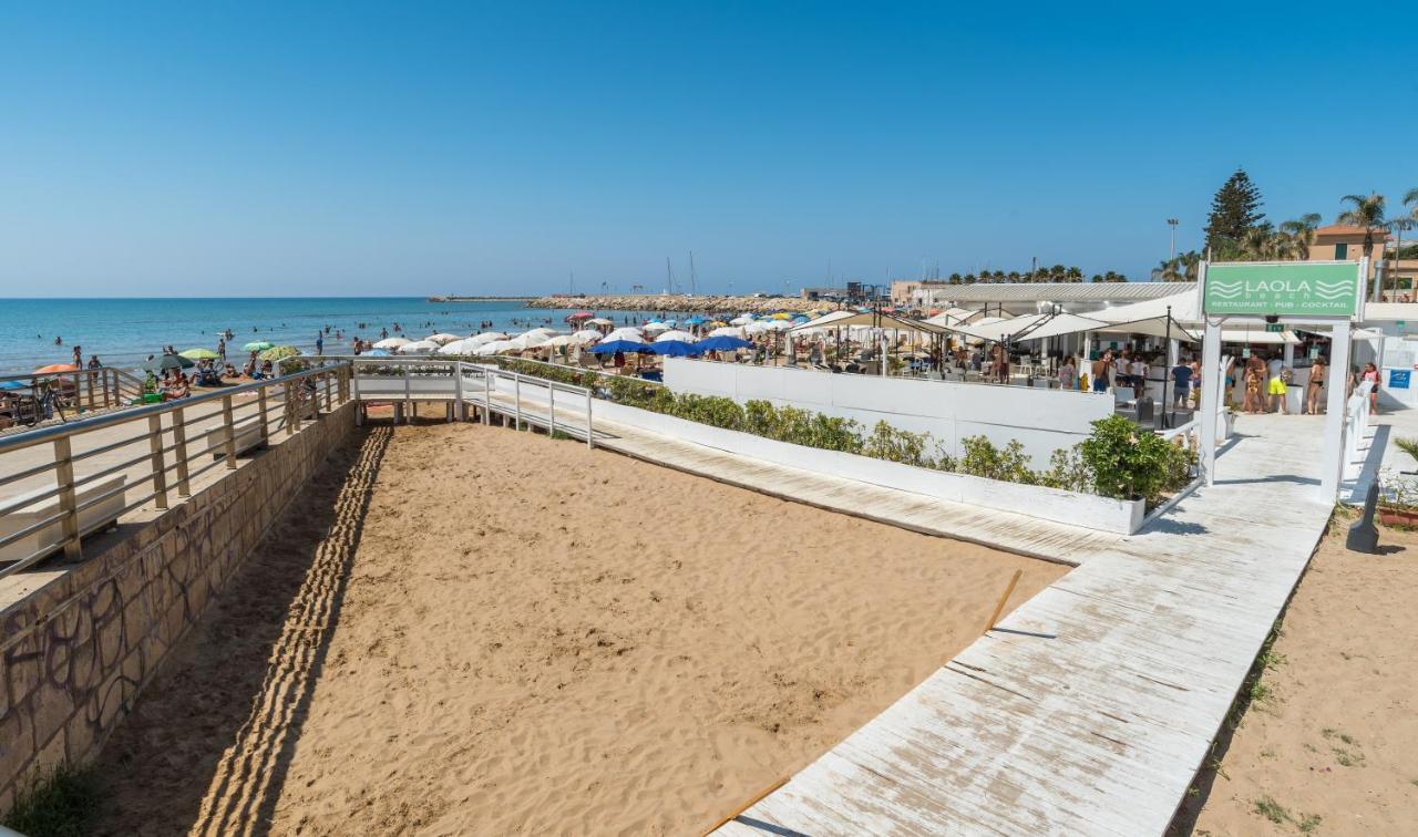 Archimede, Appartamento Con Vista In Centro A Marina Di Ragusa Luaran gambar