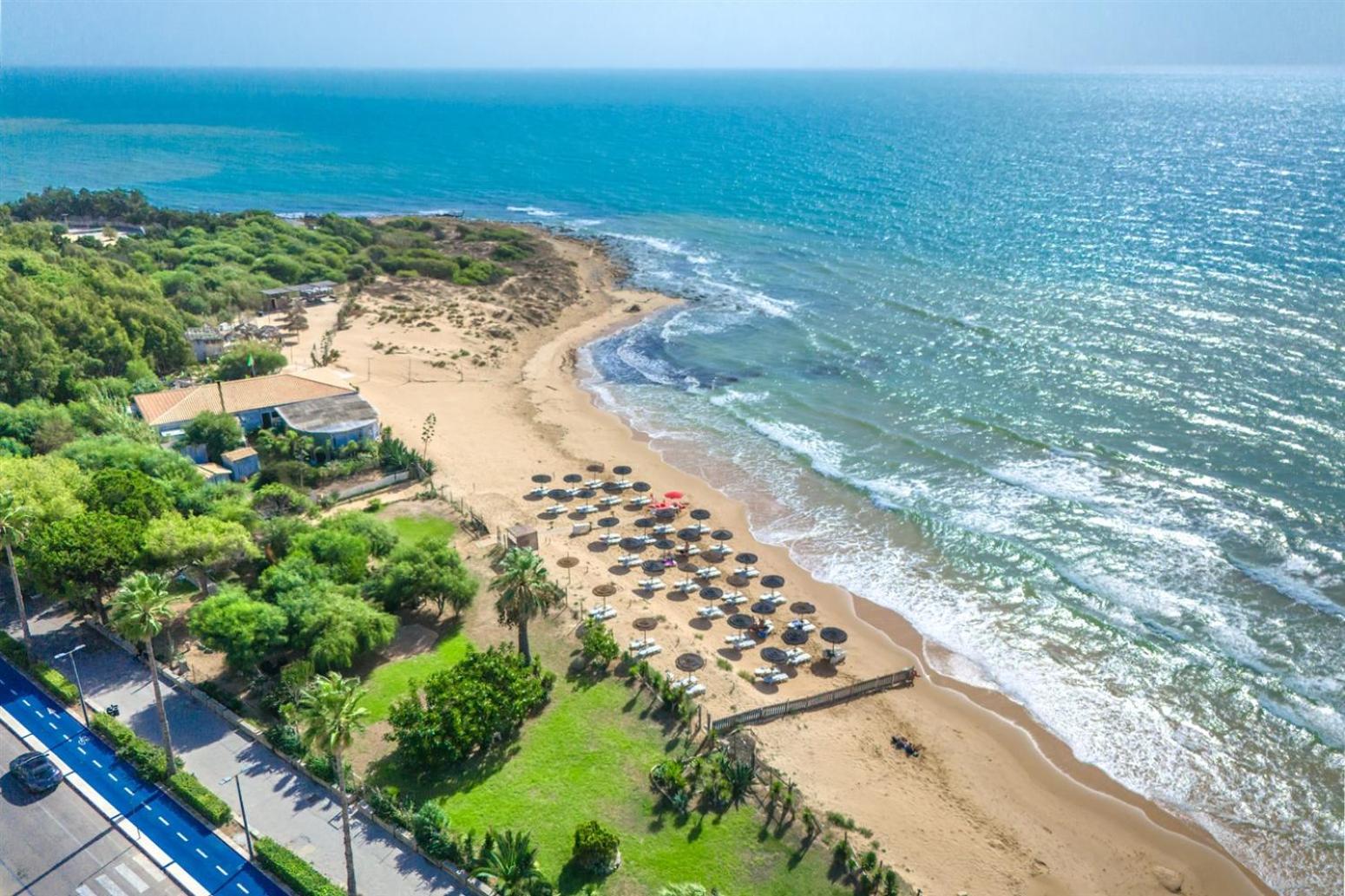 Archimede, Appartamento Con Vista In Centro A Marina Di Ragusa Luaran gambar